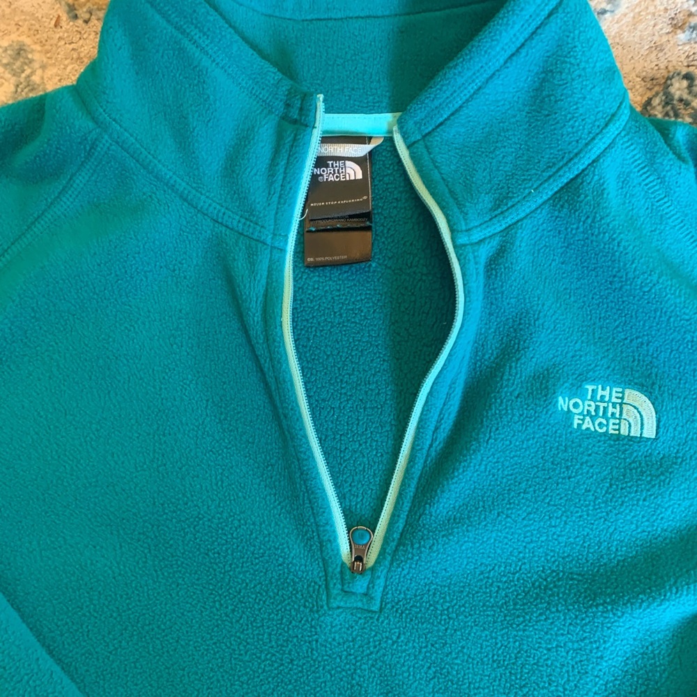 North Face quarter zip fleece sweater